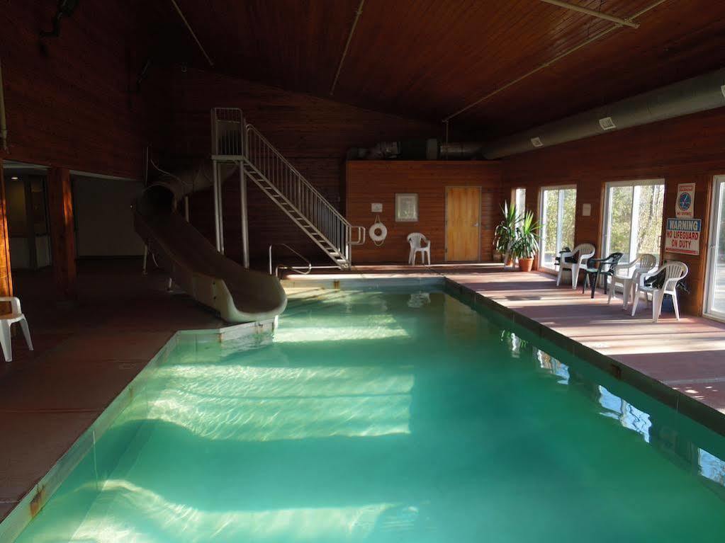 Hotel Baymont By Wyndham Essex Burlington Area Extérieur photo