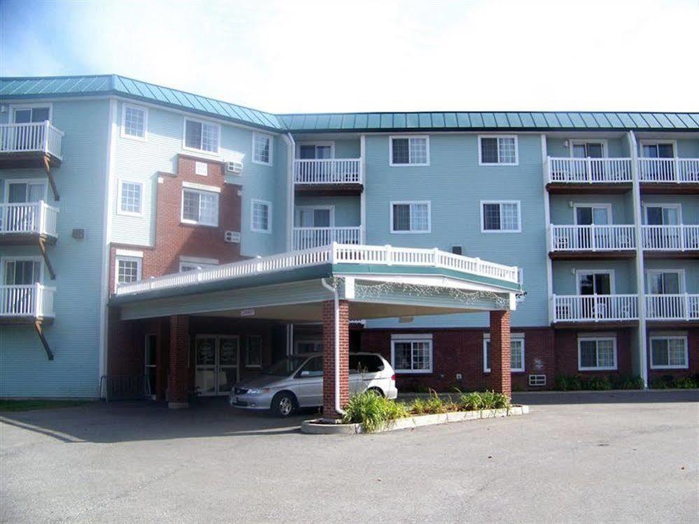 Hotel Baymont By Wyndham Essex Burlington Area Extérieur photo