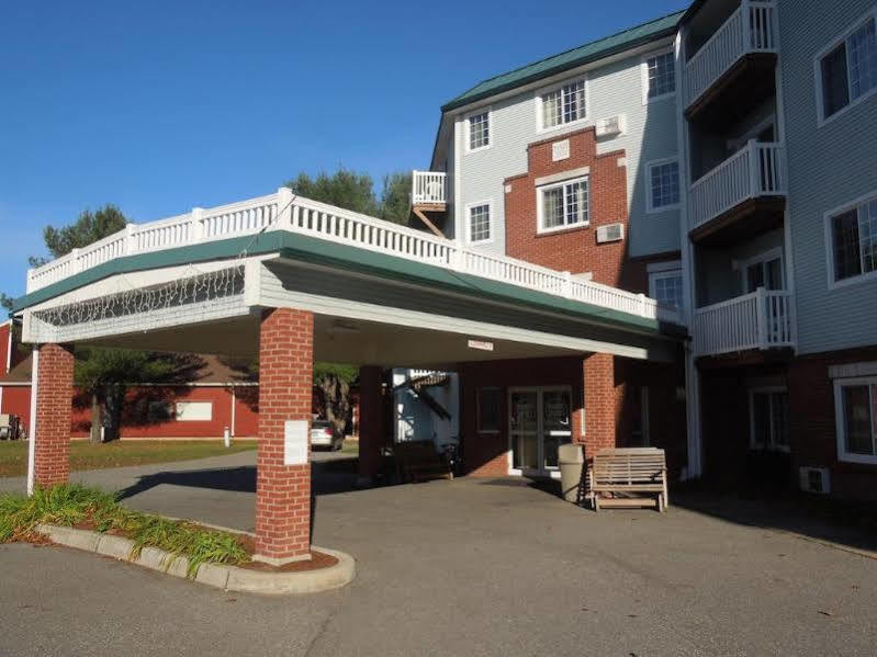 Hotel Baymont By Wyndham Essex Burlington Area Extérieur photo