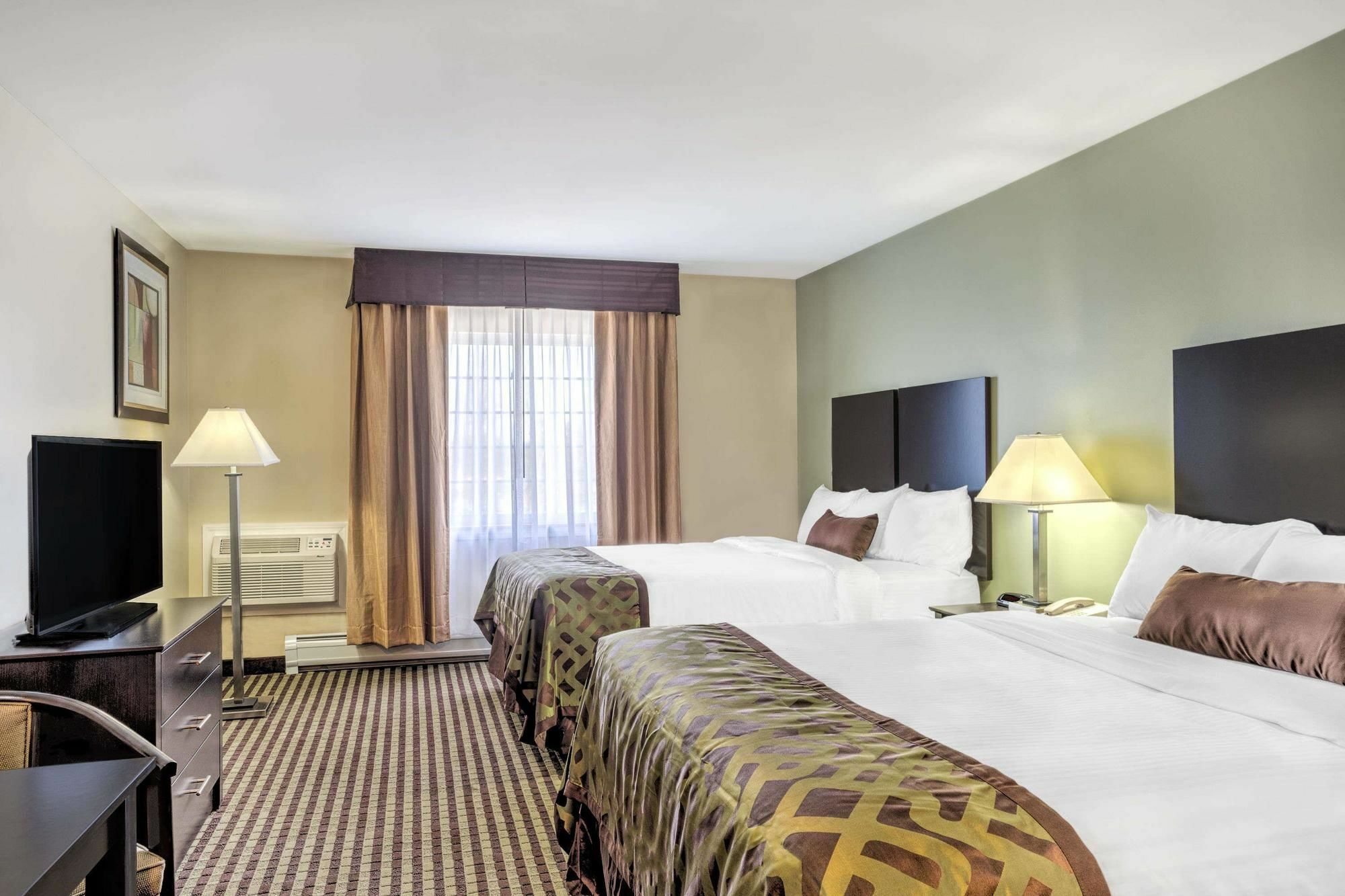 Hotel Baymont By Wyndham Essex Burlington Area Extérieur photo